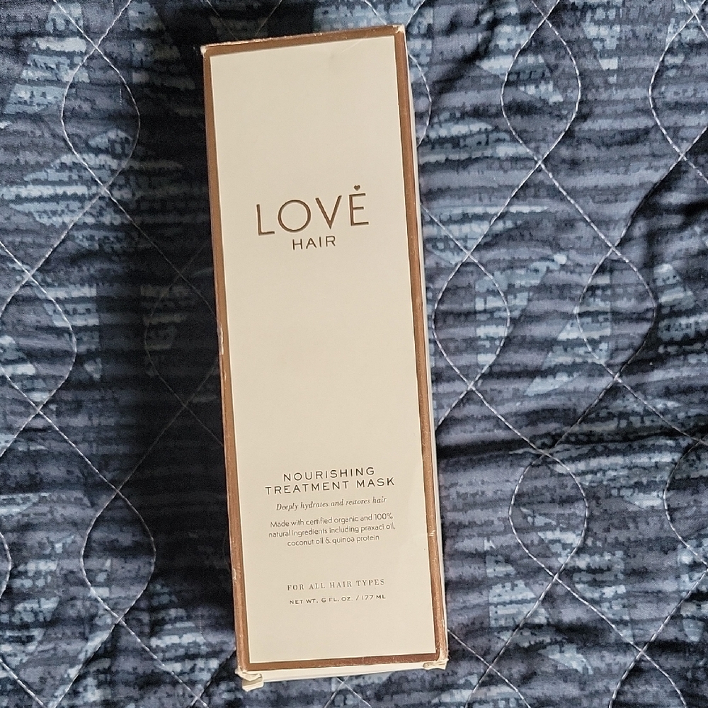 Love Hair Nourishing Treatment Mask New in Box